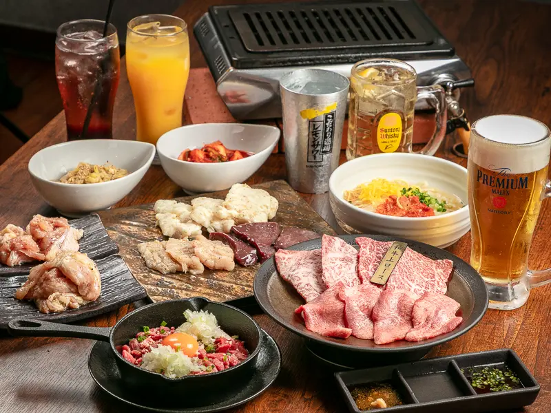 黒松のコースは女子会、デート、接待などさまざまなシーンで活用できます。大切なお食事の場にぴったりなコースで、特別な時間をお過ごしください。